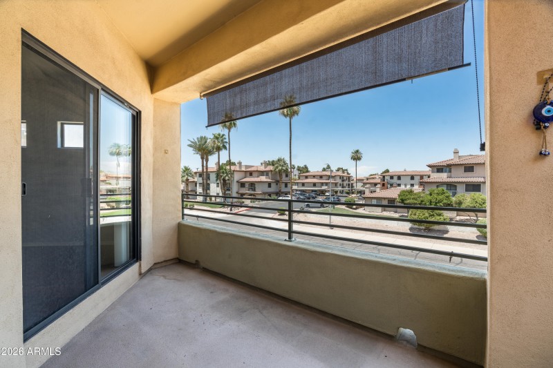 26-7601 E Roosevelt St 1005 (24 of 37)