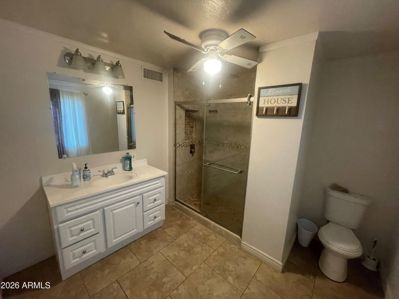 5526 W Indianola Ave 46