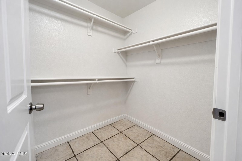 907E9A54-EA02-466F-A20E-06950A12F15D