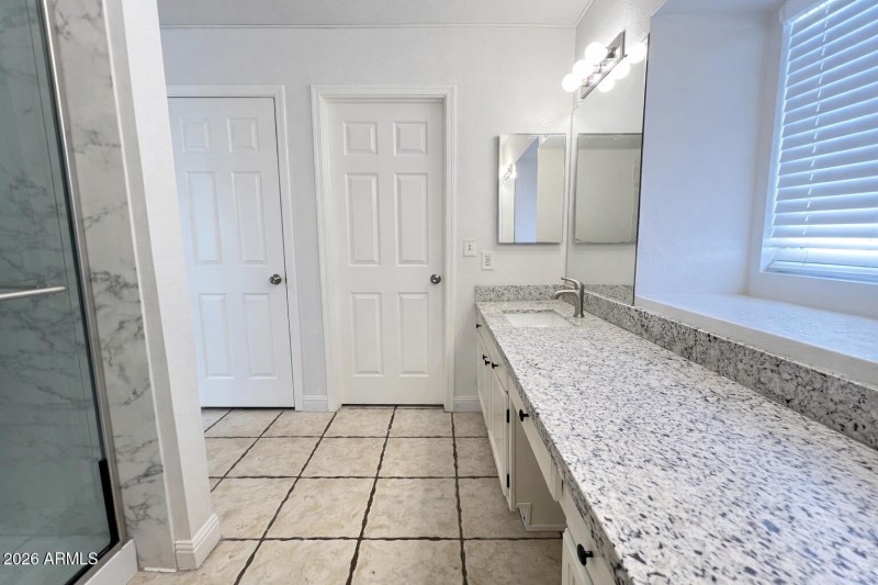 64D7B17A-01A4-4B9A-91DE-215CB308205D