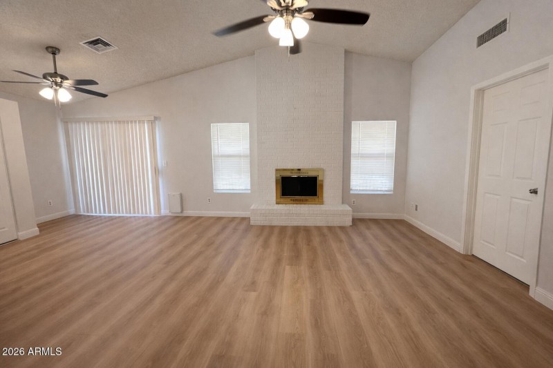 CE22B2F7-1EBC-4F57-BA0D-369A0E9AE216