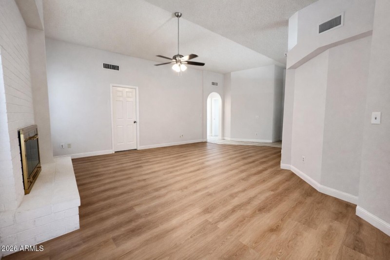 8BE0BFA7-CBD6-47C0-82FF-84C0CDCD63C5