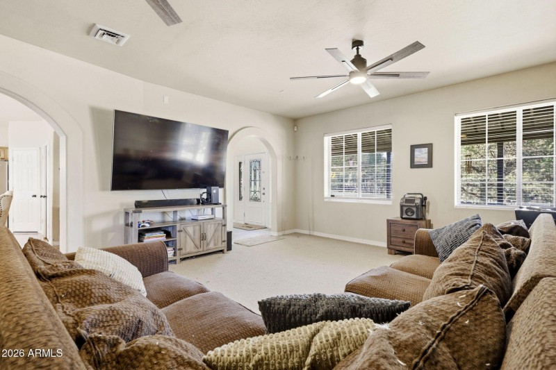 1549MainlineRd-HeberOvergaard-AZ-8