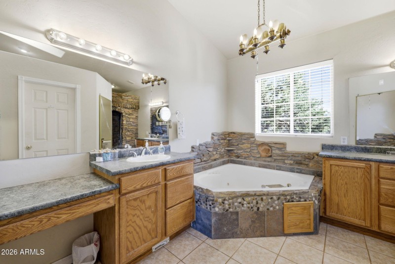 1549MainlineRd-HeberOvergaard-AZ-18