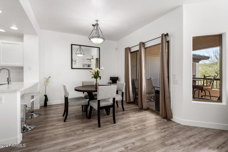 20121-North-76th-Street-2003-12