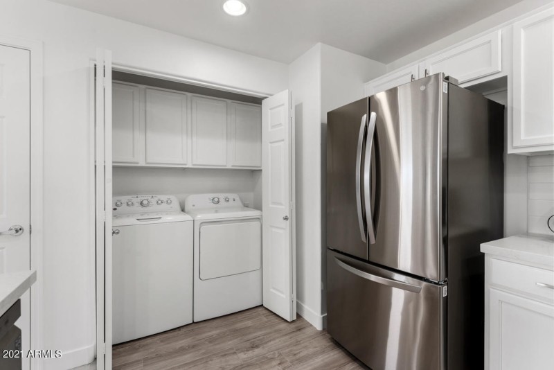 20121-North-76th-Street-2003-17