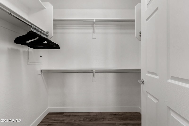 20121-North-76th-Street-2003-25