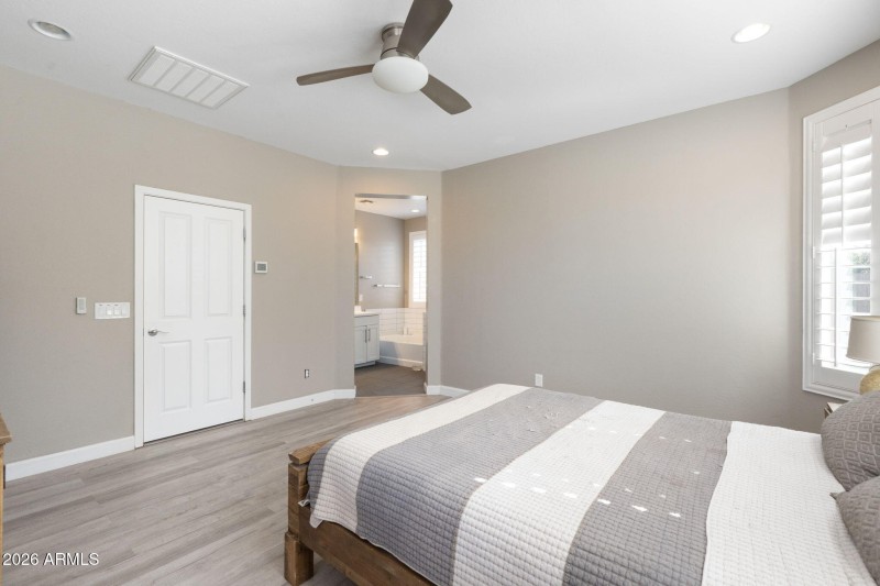 17-web-or-mls-DSC00901