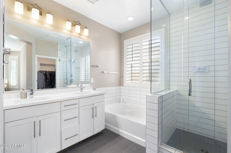 18-web-or-mls-DSC00907