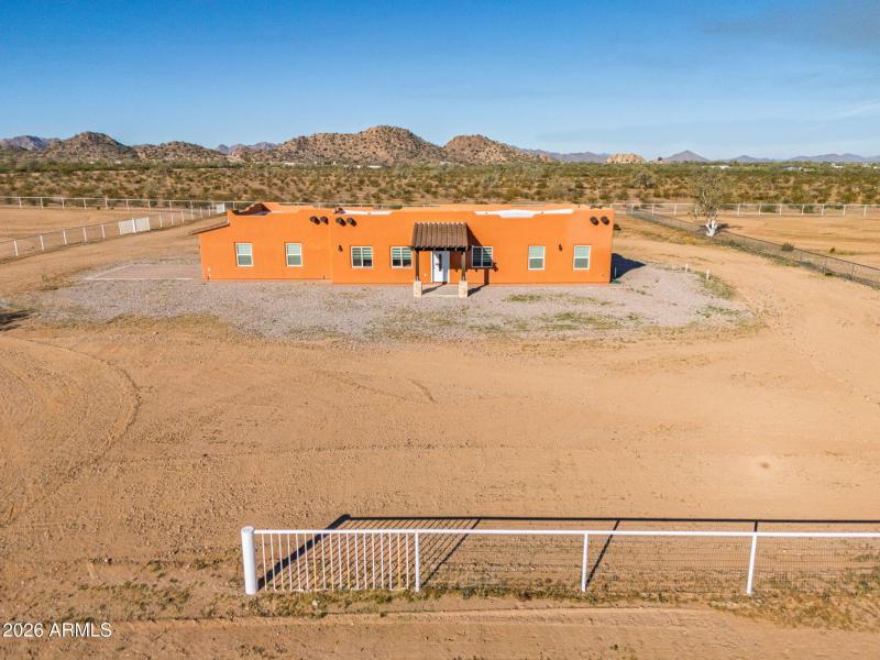 8-web-or-mls-210 N Pettoshas Dr-8