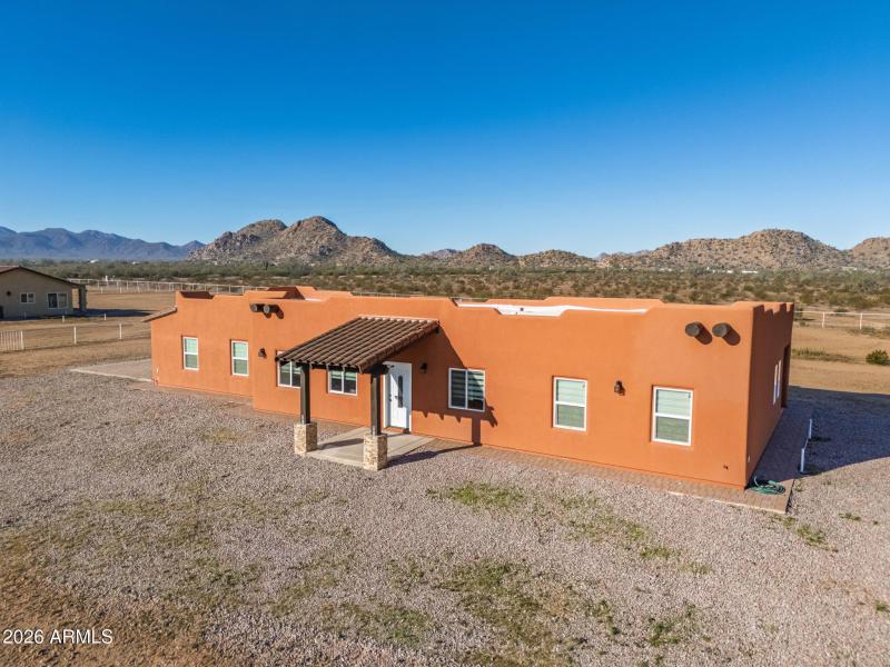 12-web-or-mls-210 N Pettoshas Dr-12