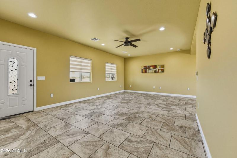 54-web-or-mls-210 N Pettoshas Dr-53