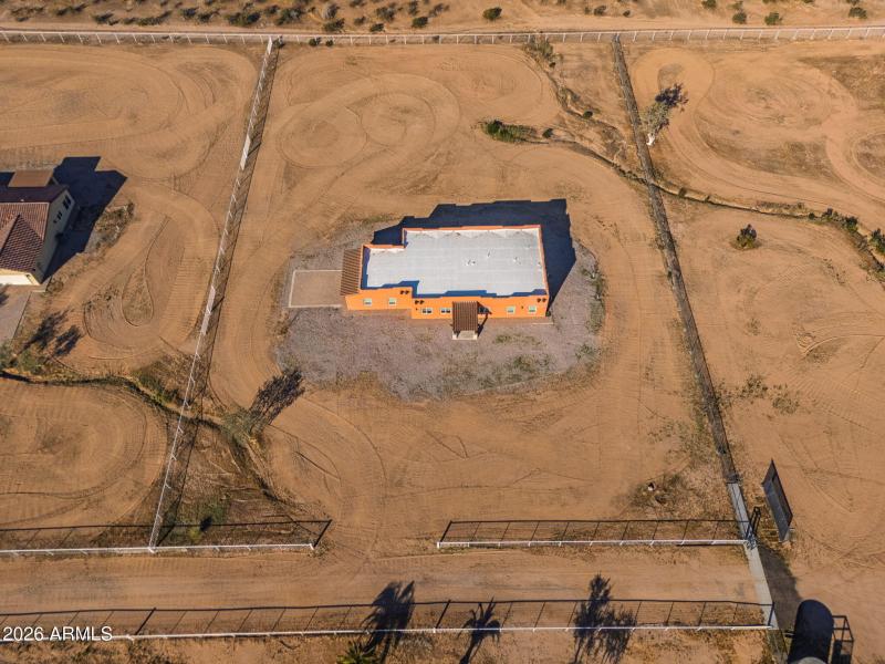 71-web-or-mls-210 N Pettoshas Dr-70