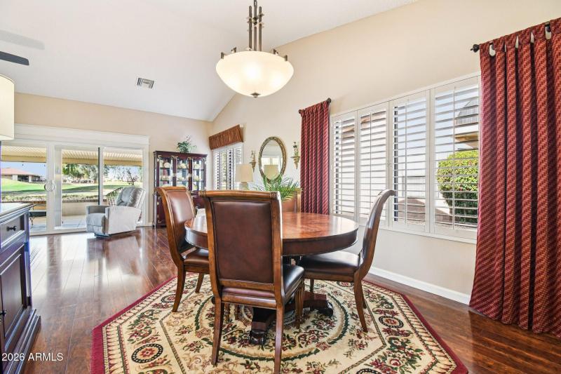 13-web-or-mls-Greenview Dr-S2702-013