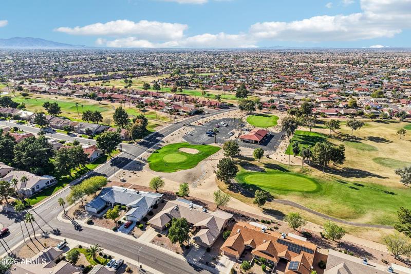 41-web-or-mls-Greenview Dr-S2702-041