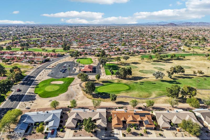 43-web-or-mls-Greenview Dr-S2702-043