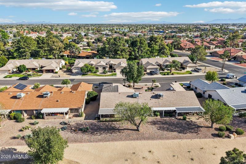 49-web-or-mls-Greenview Dr-S2702-049