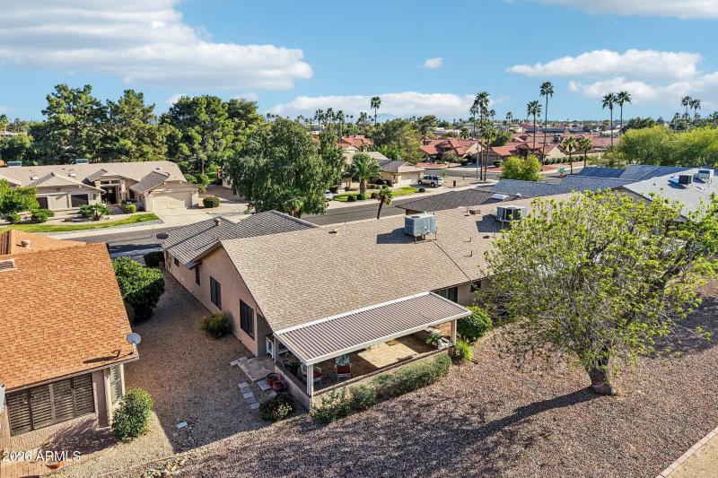 53-web-or-mls-Greenview Dr-S2702-053