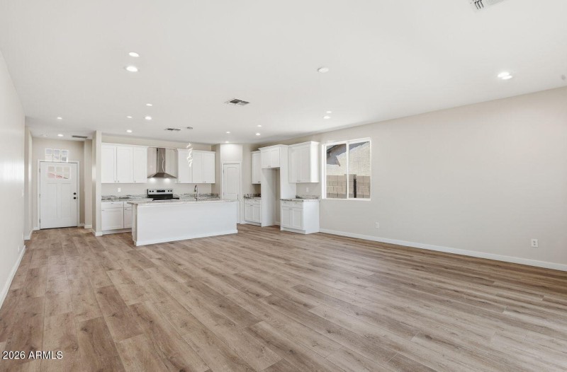 4-web-or-mls-9192 W Rafael Dr Arizona Ci