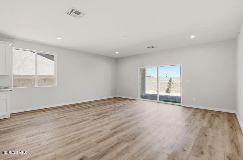 6-web-or-mls-9192 W Rafael Dr Arizona Ci