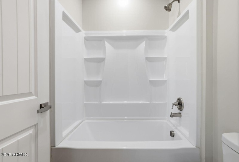 25-web-or-mls-9192 W Rafael Dr Arizona C