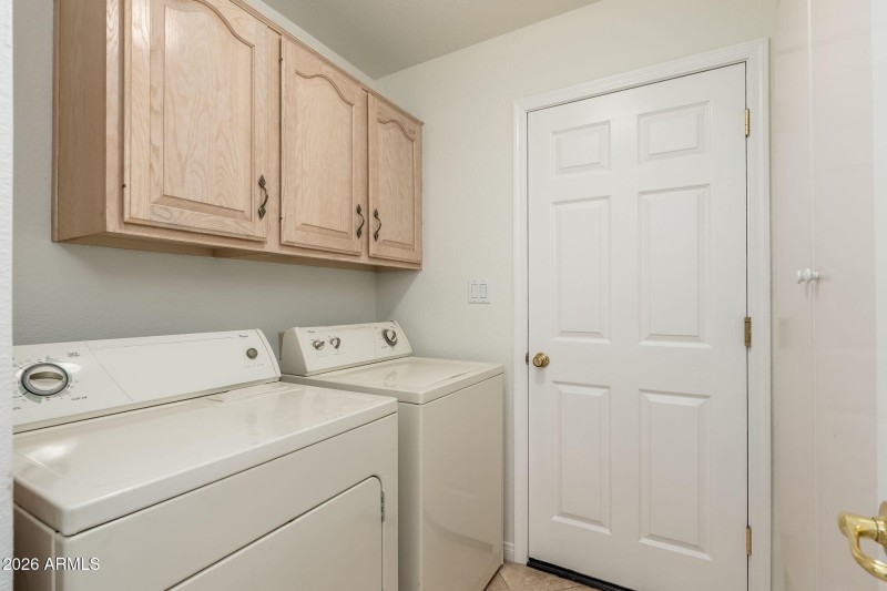 3015 E Coolidge St Unit 2 - 31