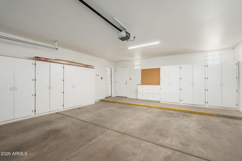 3015 E Coolidge St Unit 2 - 32