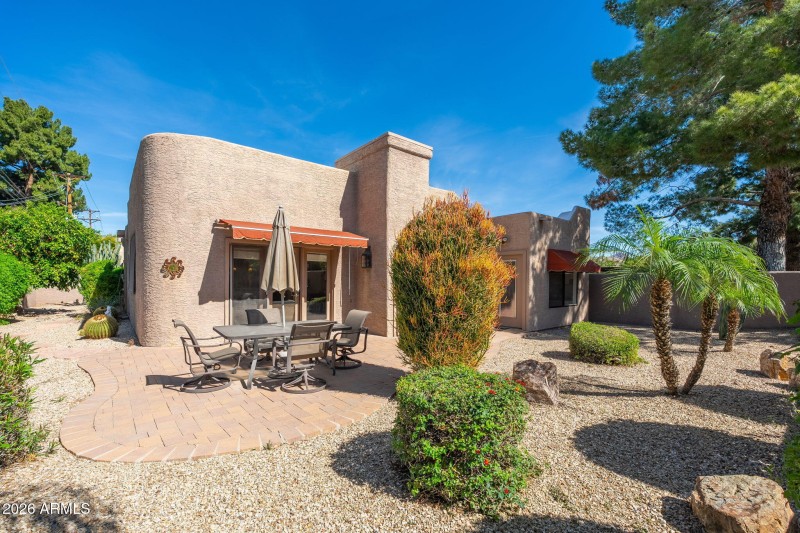 3015 E Coolidge St Unit 2 - 37