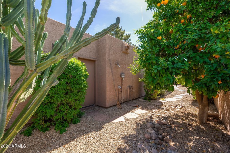 3015 E Coolidge St Unit 2 - 38