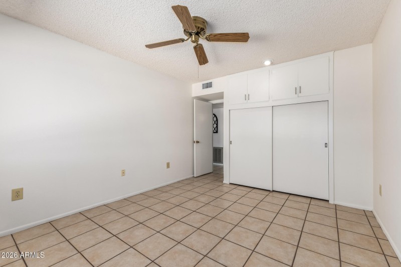 Twin Oaks - Large Bedroom 2 of 3