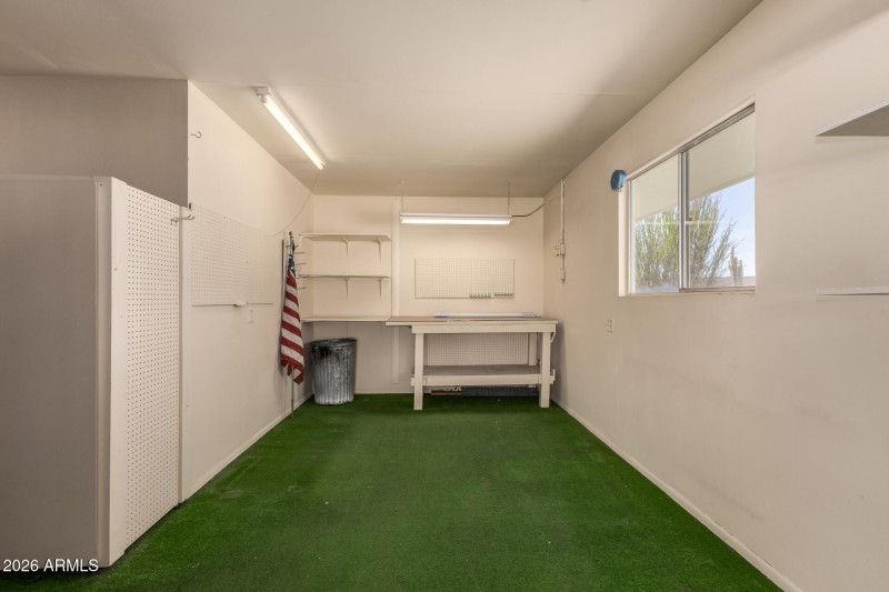 Twin Oaks - Golf Cart & Work Area