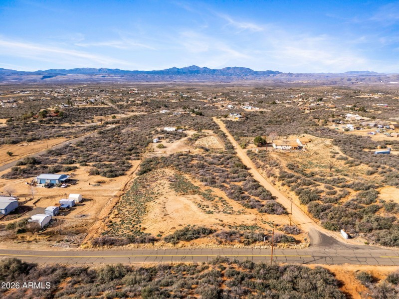 8-web-or-mls- 7565 W Derry Dr Wilhoit-8