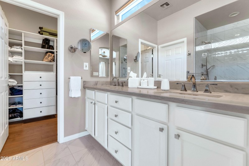 Quartzite double vanity