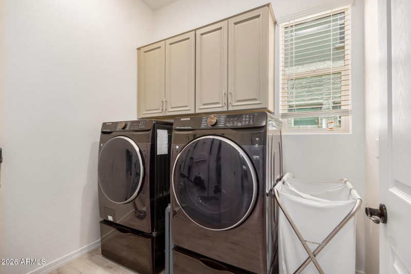 separage laundry room
