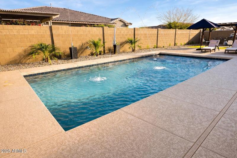 DA5EB599-4581-4391-9A2A-BEFEF873B6CA