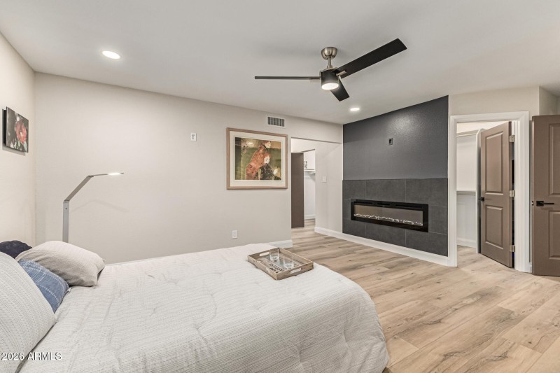 Primary w/ Fireplace