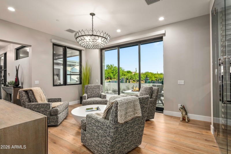 010_Conversation Ambiance