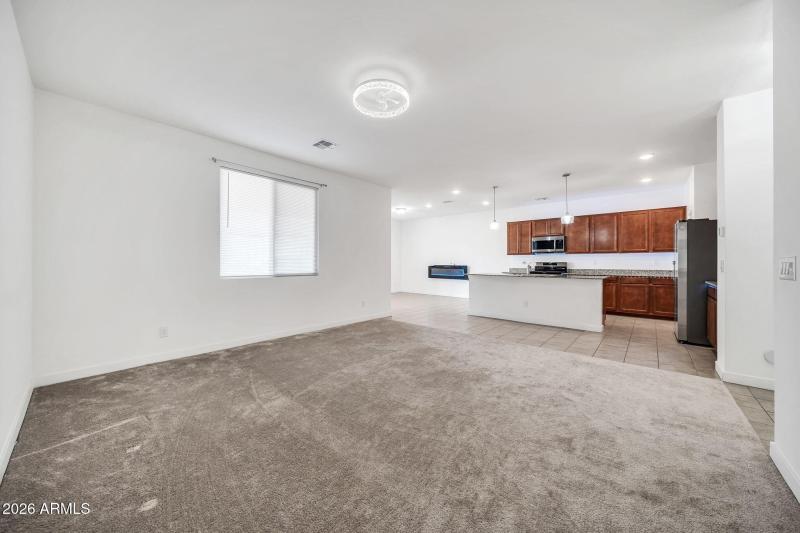 mls_17432 W Lupine-3