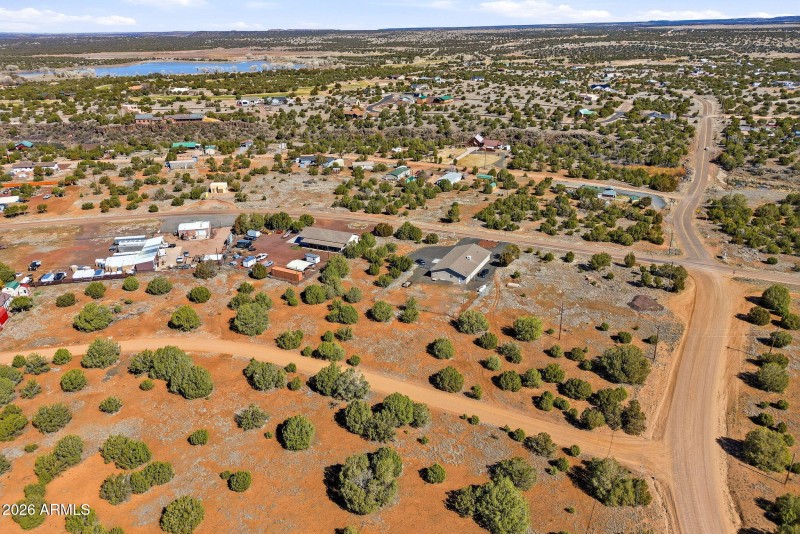 8396BearMeadowDr-ShowLowAZ-10