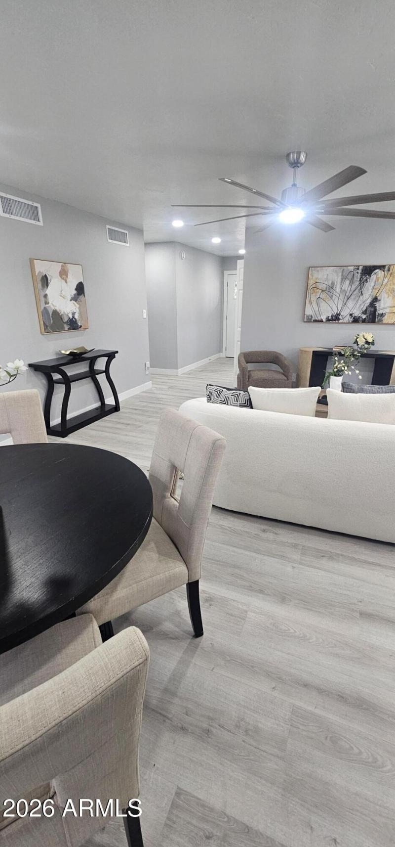 Emerald Scottsdale 10949 E Hope Dr 85259