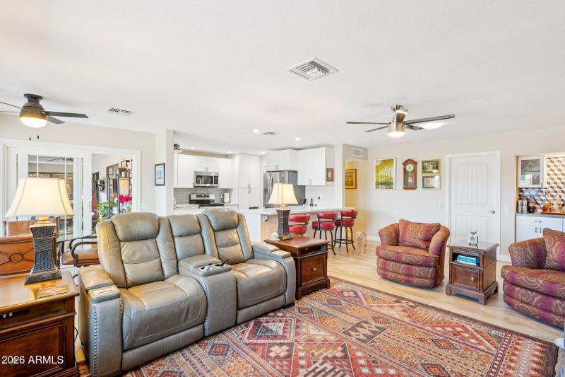 11-web-or-mls-W Foxfire Dr-S0103-011