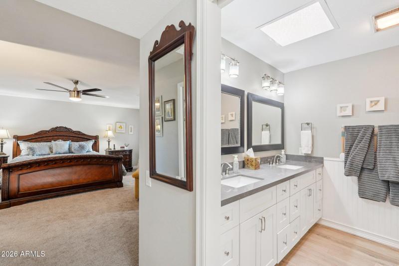 35-web-or-mls-W Foxfire Dr-S0103-037