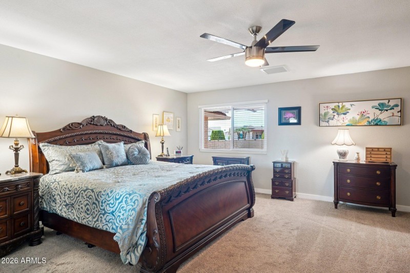 41-web-or-mls-W Foxfire Dr-S0103-045