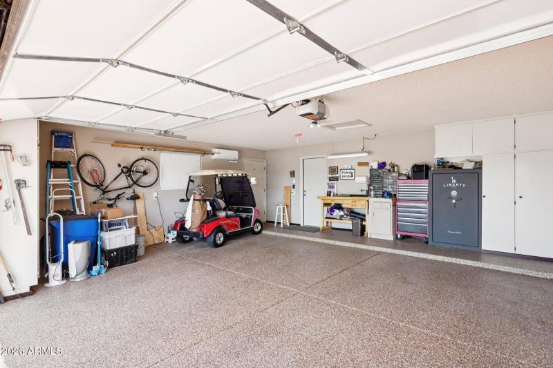 44-web-or-mls-W Foxfire Dr-S0103-048