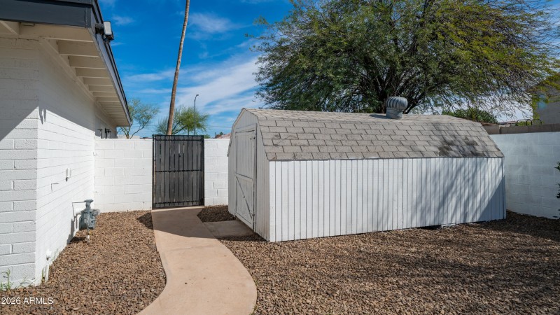 856 N Jay St Exterior Photos-9