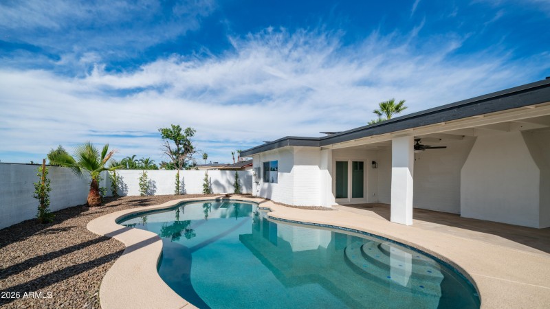 856 N Jay St Exterior Photos-12