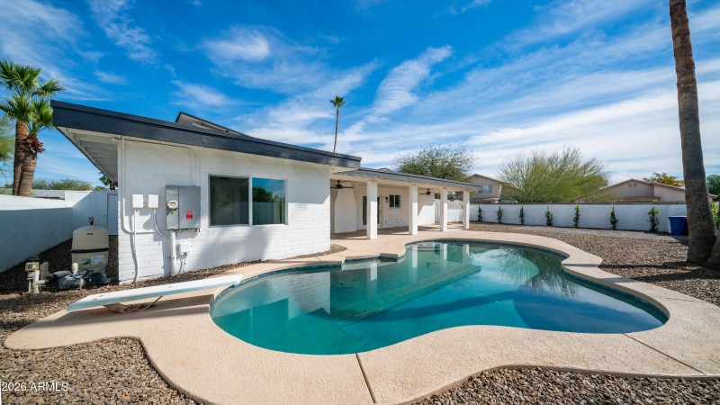 856 N Jay St Exterior Photos-13