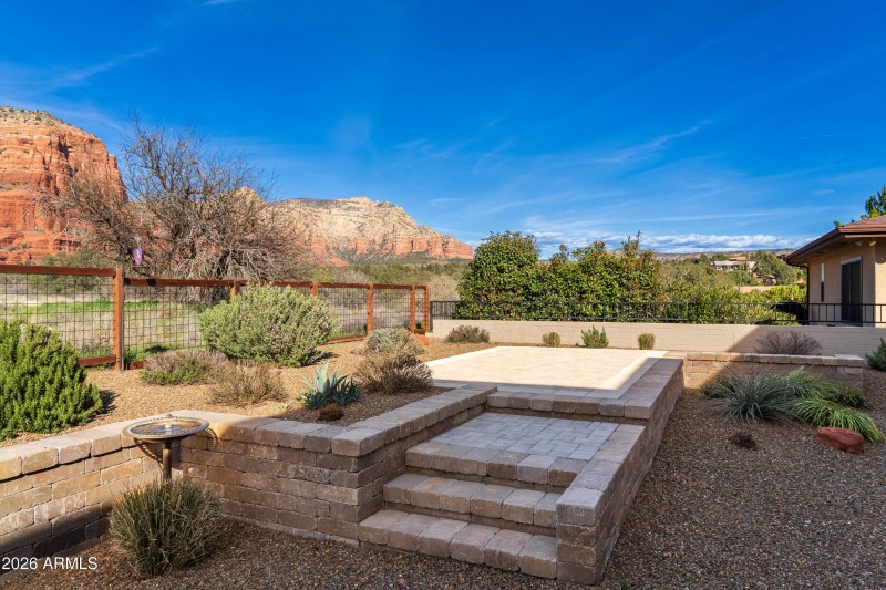 JL_190Arrowhead-exteriors-09