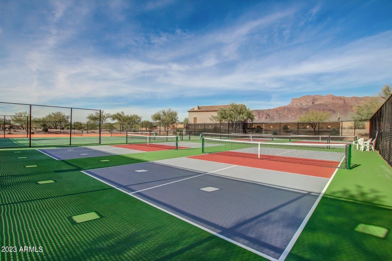 0025-23 - Flat Iron Loop