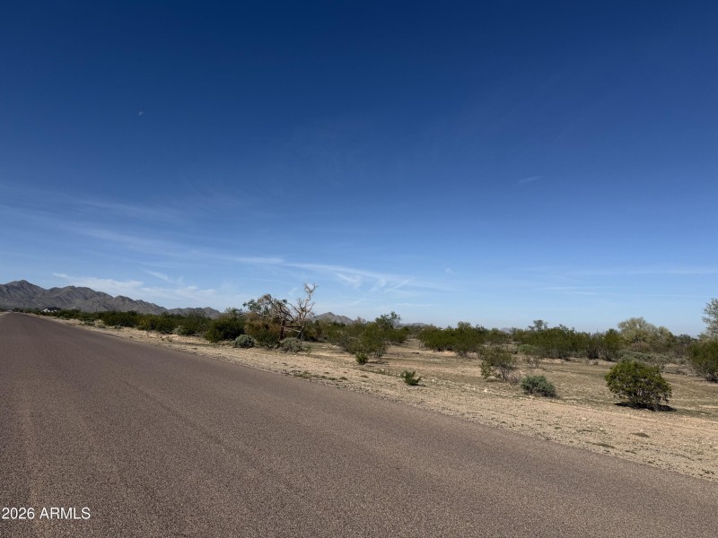 20251111_181750686_iOS